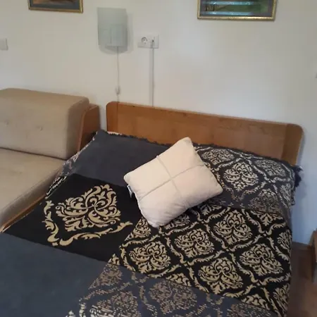 Apartman Loke Apartment *